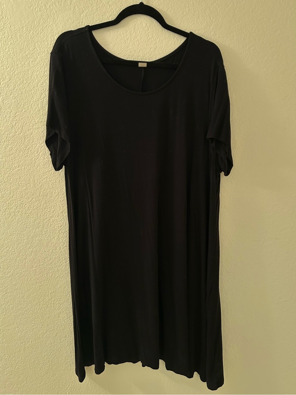 Old Navy Black Short Sleeve Midi Dress